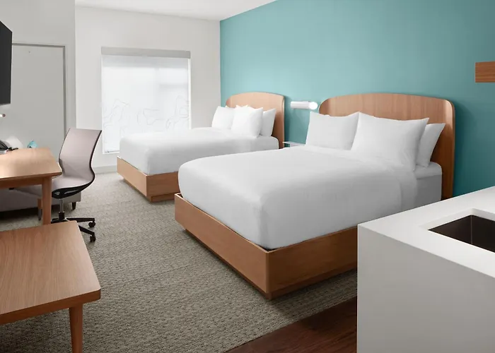 Element Charlotte Uptown Hotel