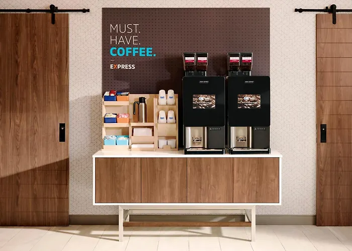 Holiday Inn Express & Suites - Charlotte - South End By Ihg